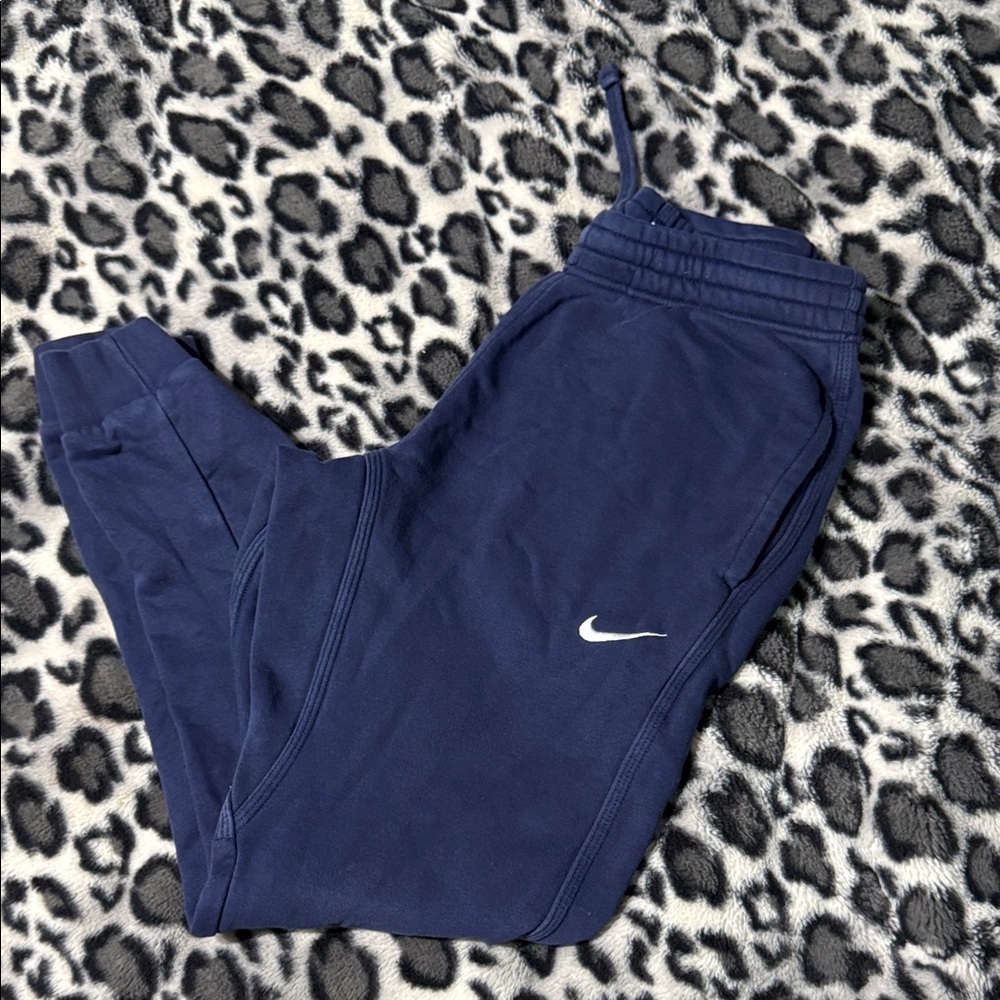 Nike mens Navy Joggers with White Logo
